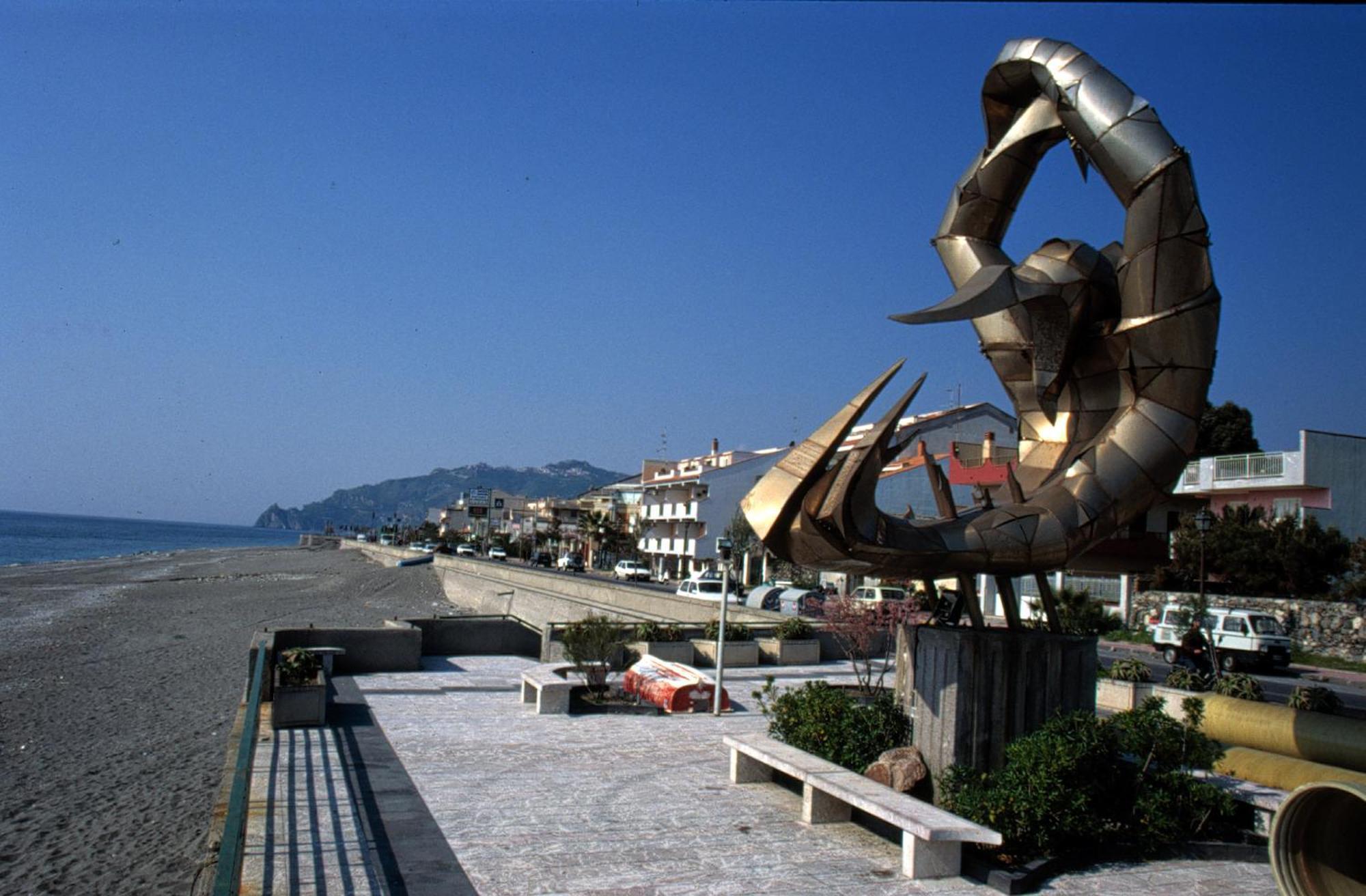 Riviera Ionica Aparthotel Santa Teresa Di Riva Ngoại thất bức ảnh